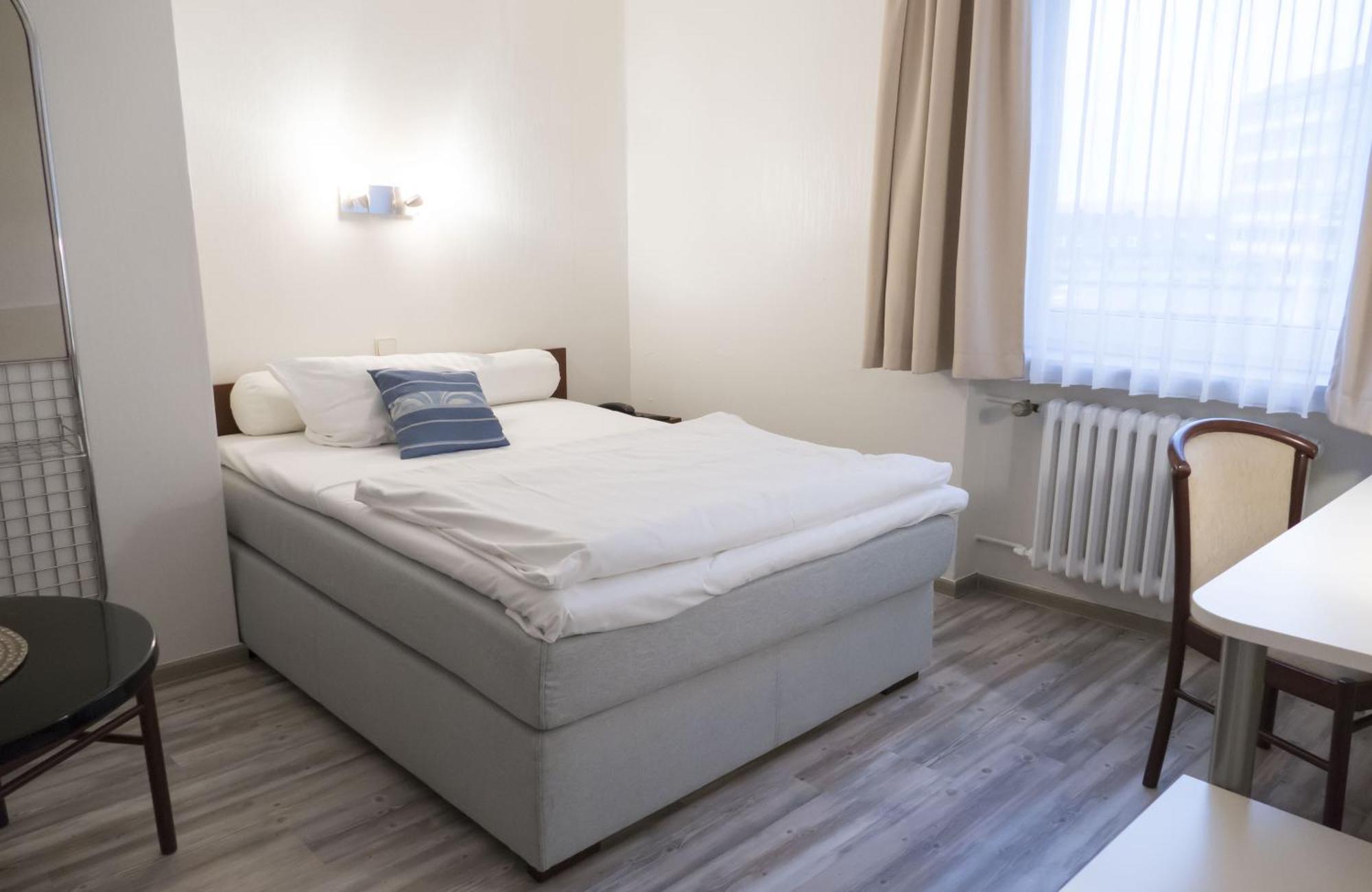 Hotel Excelsior Кассель Номер фото