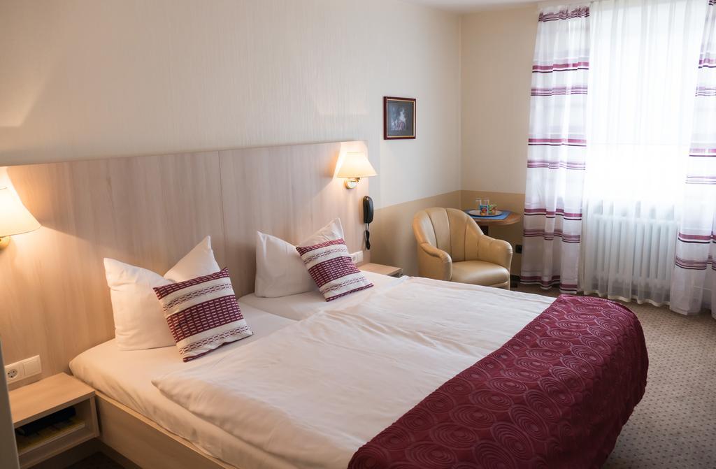 Hotel Excelsior Кассель Экстерьер фото
