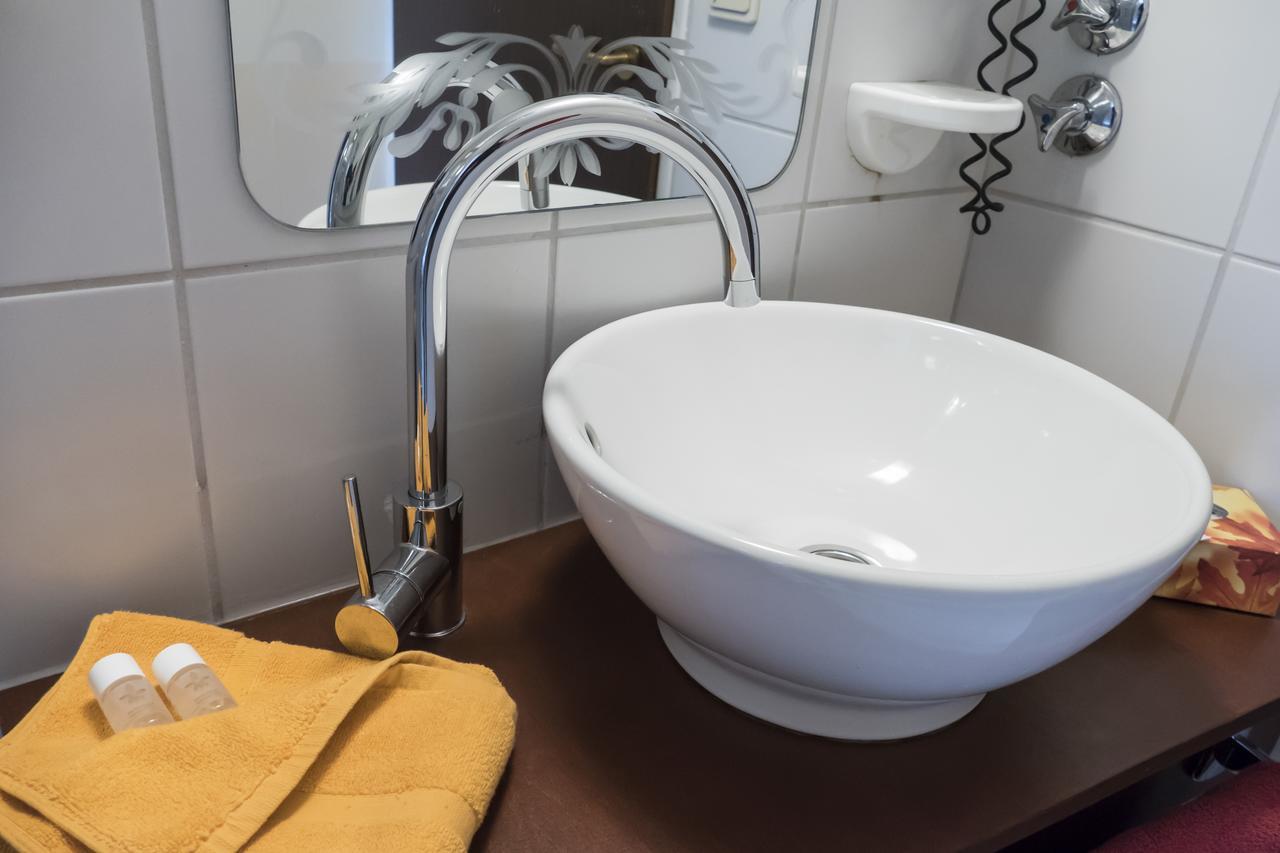 Hotel Excelsior Кассель Экстерьер фото