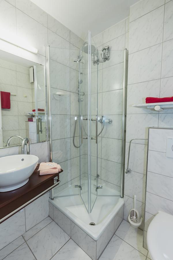 Hotel Excelsior Кассель Экстерьер фото