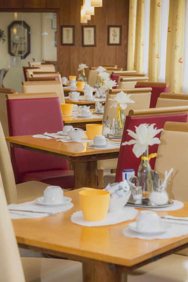 Hotel Excelsior Кассель Экстерьер фото