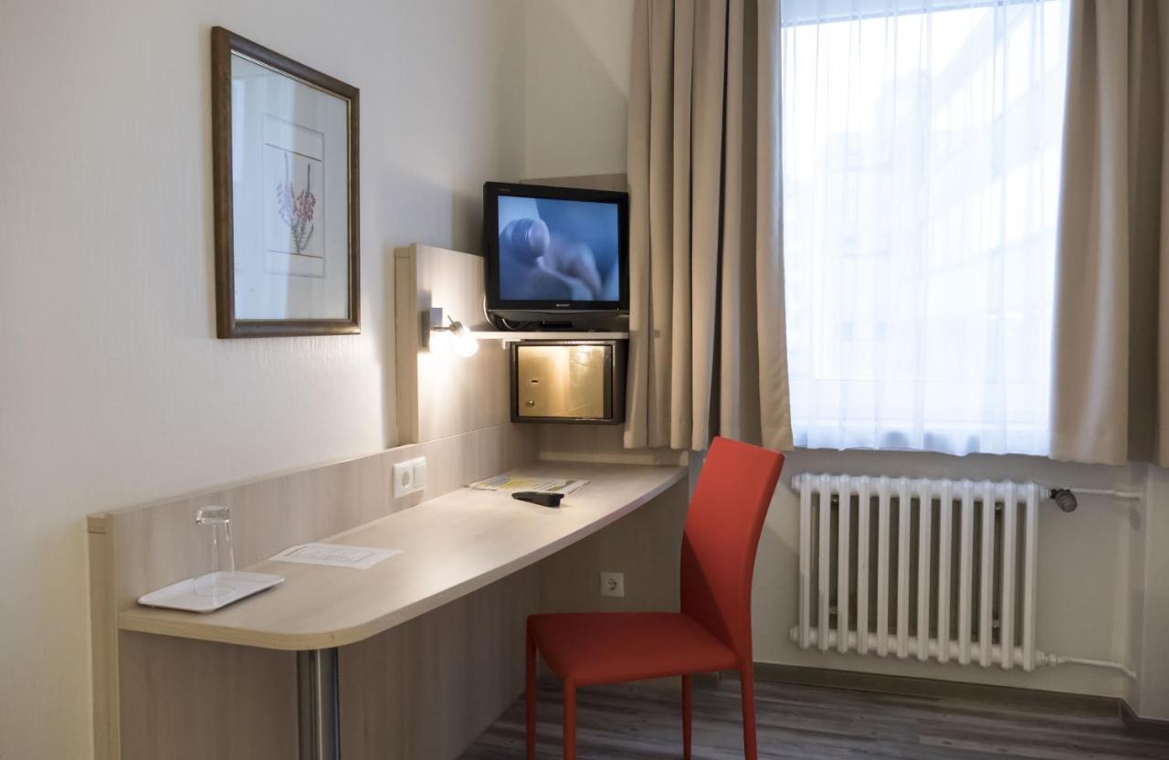 Hotel Excelsior Кассель Экстерьер фото